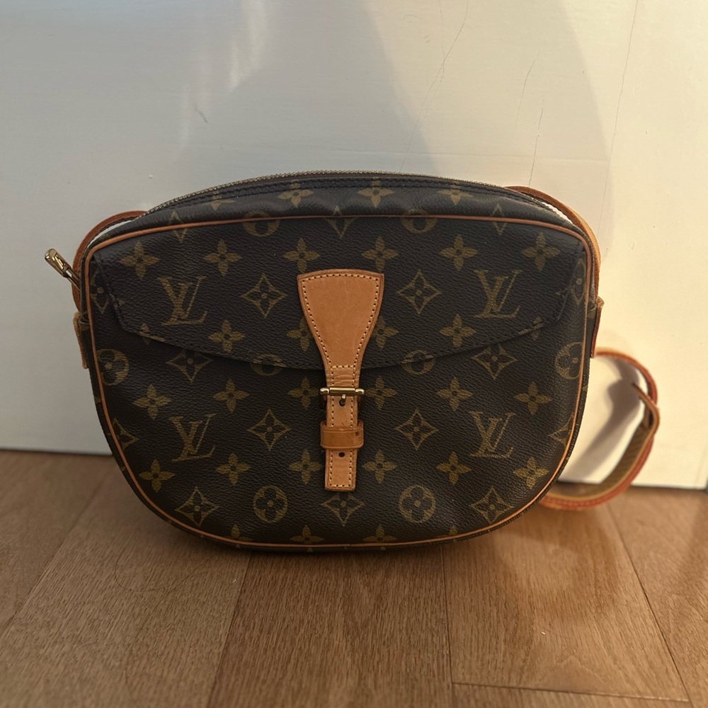 Louis Vuitton Monogram Jeune Fille
